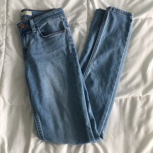 Levi’s Light Wash Skinny Jeans